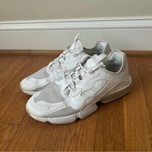 Nike Air Max Infinity 2 Women’s White Athletic Sneakers Size 8.5